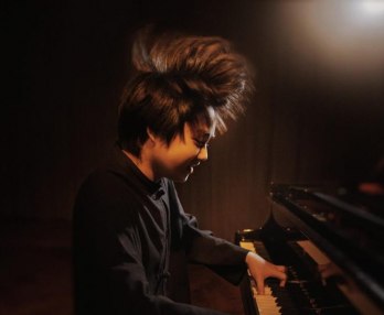 Fujita, Royal Philharmonic Orchestra and Petrenko